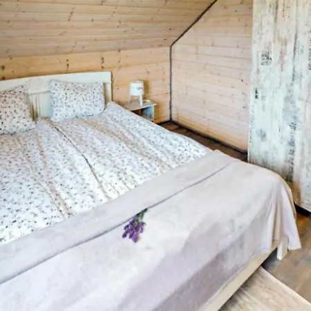 Stunning In With Heated Swimming Pool * Karwia