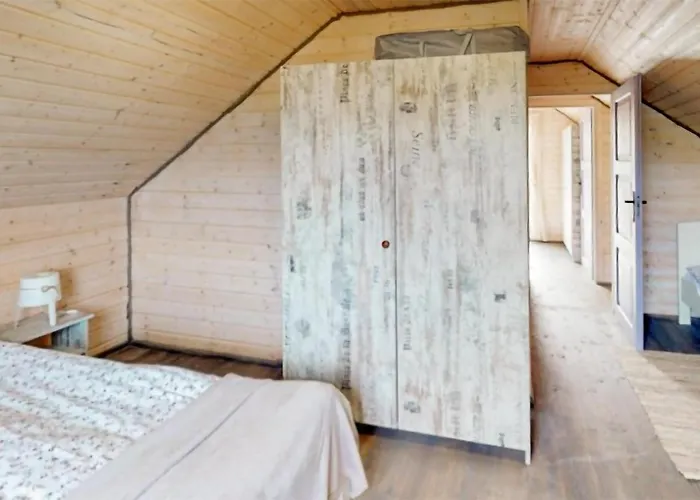 Pet Friendly In Semesterbostad Karwia